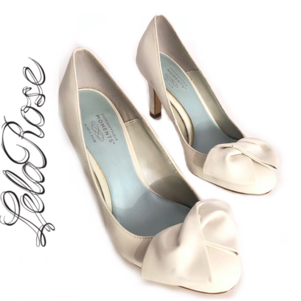 Lela Rose | White Bow Pump | Size: 5.5 |